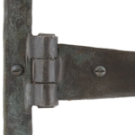 FROM THE ANVIL 33154 - BEESWAX T-HINGE PENNY END 6.5 INCH