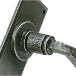 FROM THE ANVIL 33703 - PEWTER PATINA AVON EURO LOCK ON BACKPLATE SET