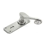 FROM THE ANVIL 33615 - PEWTER PATINA SPRUNG MONKEYTAIL LEVER LOCK ON BACKPLATE SET
