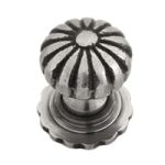 FROM THE ANVIL 83508 - CABINET KNOB WITH BASE - SMALL - NATURAL