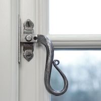 WINDOW FURNITURE