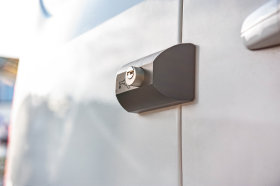 MUL-T-LOCK MVP1000 - MVP1000 MUL-T-LOCK VAN DOOR SECURITY LOCKING SYSTEM